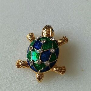 Vintage Gold Turtle Brooch